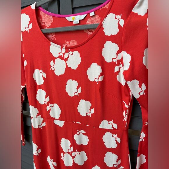 Boden Red and White Floral Dress with Bell Sleeves Size 4 - Picture 6 of 7